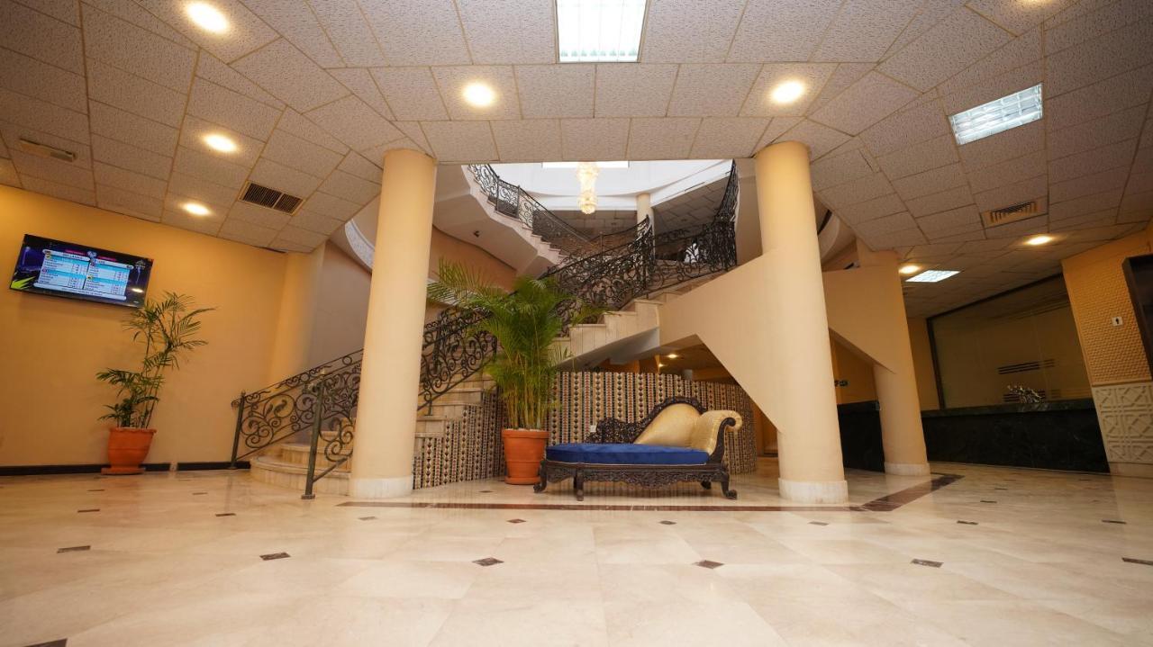 Legend Palace Islamabad Hotel Bagian luar foto